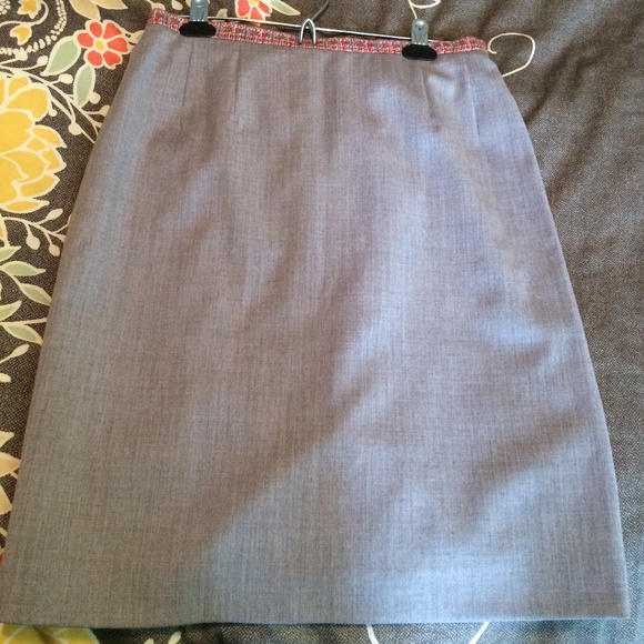 Knee length pencil skirt - Picture 3 of 7